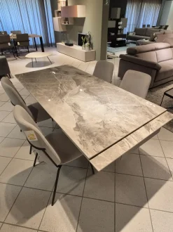 Tavolo in offerta outlet modello Priamo di Target point