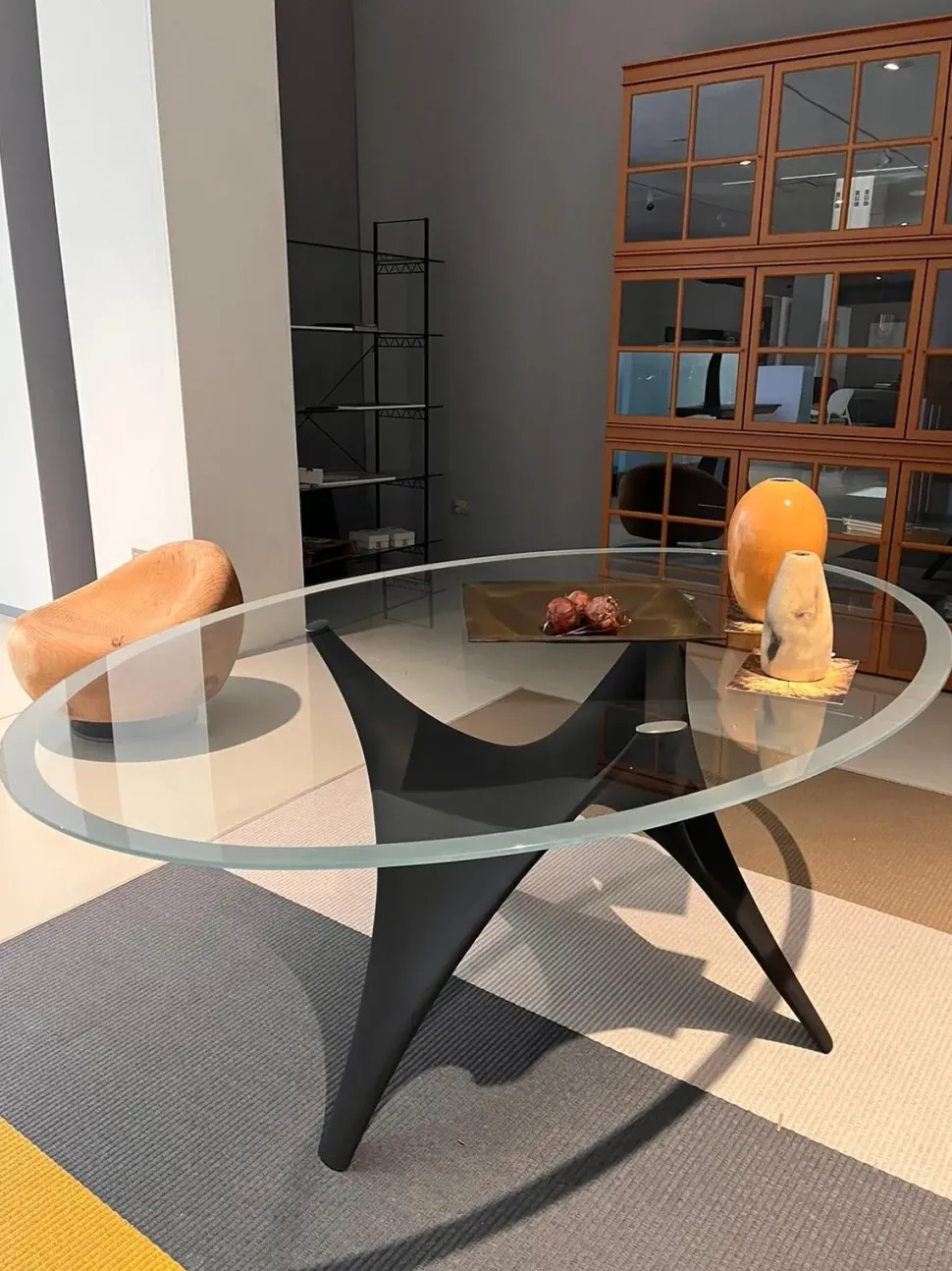 Tavolo in offerta outlet modello Arc di Molteni & c