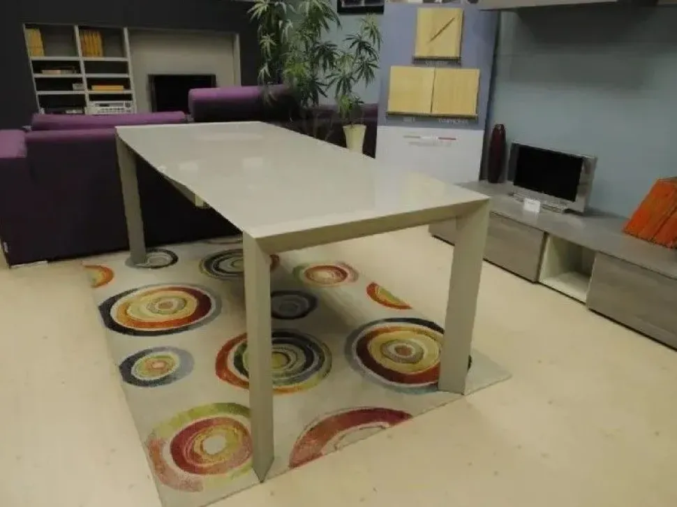 Tavolo in vetro rettangolare Modem Stones a prezzo ribassato