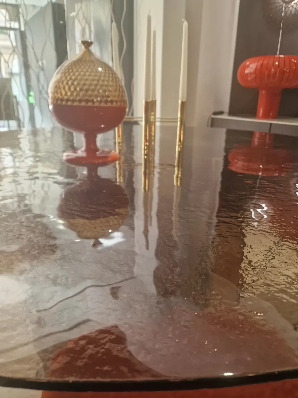 Tavolo in vetro rotondo Blur Nature design a prezzo ribassato