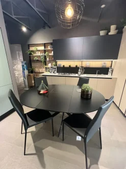 Tavolo in vetro rotondo Barone con vetro velvet antigraffio Bontempi a prezzo ribassato