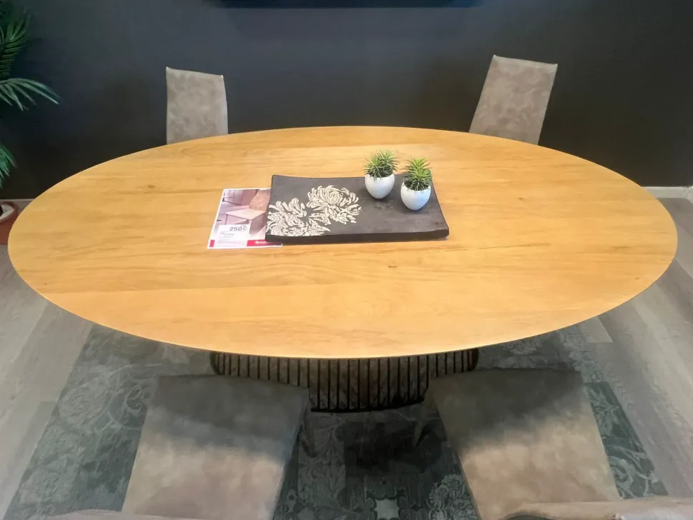 Tavolo Kave home di Julia scontato del 51%