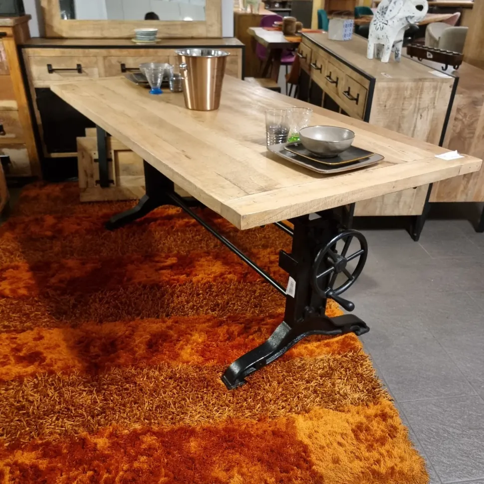 Tavolo legno rettangolare, industrial crank alzante con manovella, allungabile. Outlet etnico in offerta!