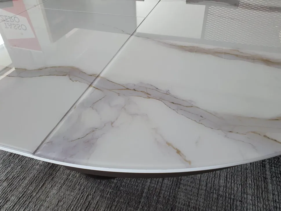 Tavolo Lycos Ozzio a prezzo ribassato