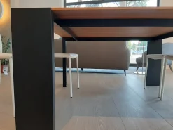 Tavolo Metallico Porro a prezzo ribassato