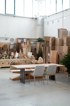 Tavolo Natura squared di Riva 1920 scontato del 42%