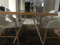 Tavolo Neat  Kristalia in legno Fisso