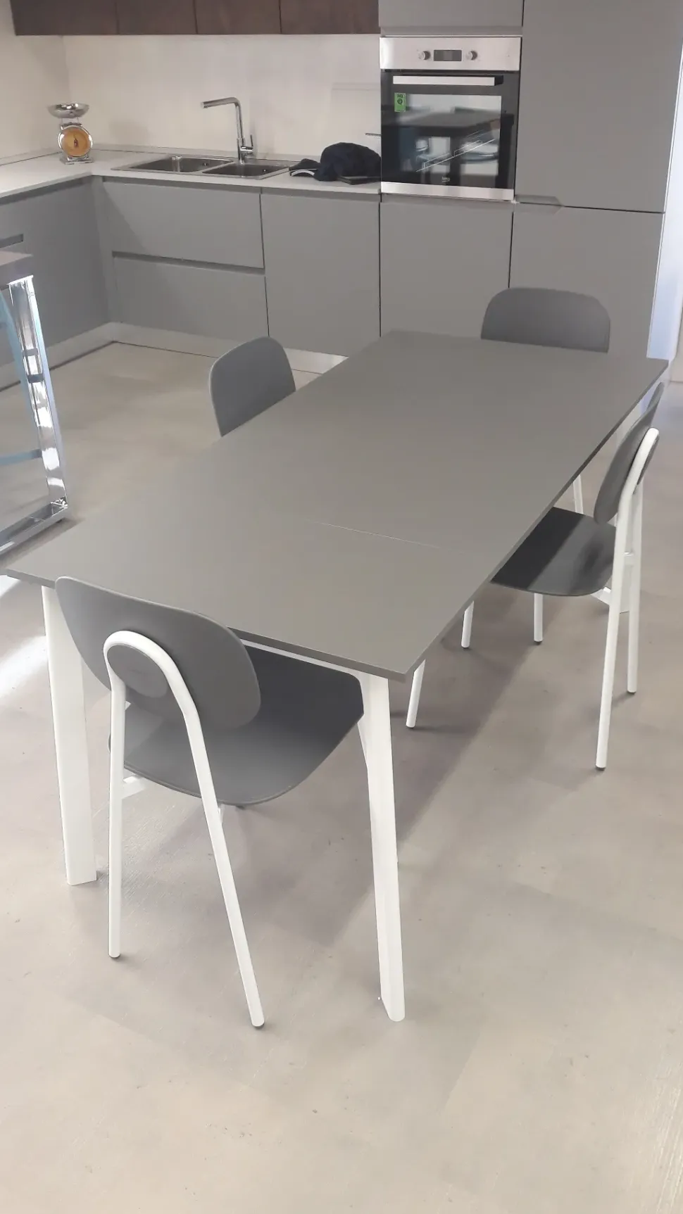 Tavolo Otello basic Point house in OFFERTA OUTLET -41%