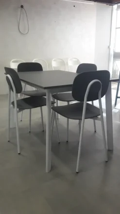 Tavolo Otello basic Point house in OFFERTA OUTLET -41%