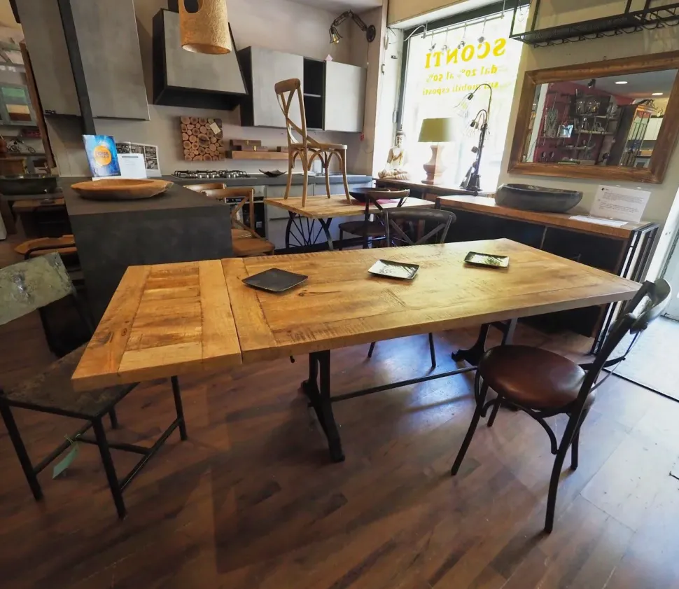 Tavolo Outlet etnico Tavolo singer ghisa e lagno massello in offerta PREZZI OUTLET