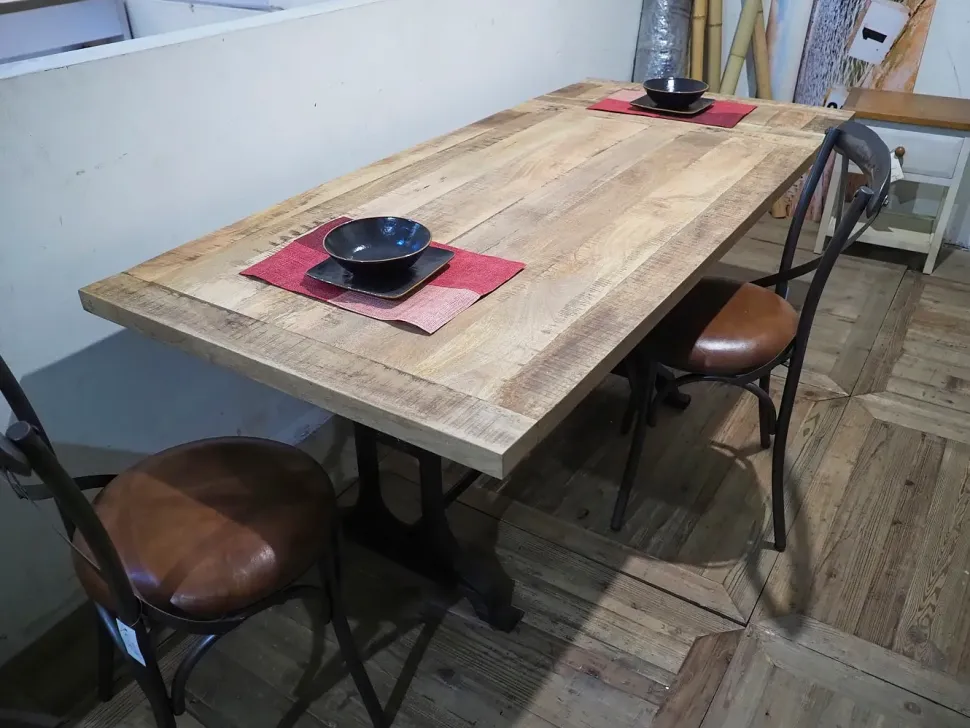 Tavolo Outlet etnico Tavolo singer ghisa e lagno massello in offerta PREZZI OUTLET