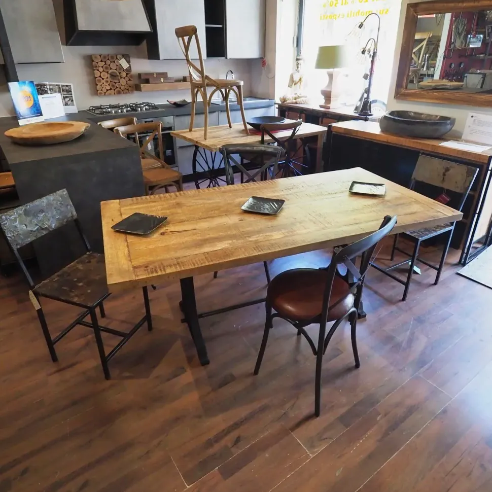 Tavolo Outlet etnico Tavolo singer ghisa e lagno massello in offerta PREZZI OUTLET