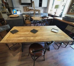 Tavolo Outlet etnico Tavolo singer ghisa e lagno massello in offerta PREZZI OUTLET