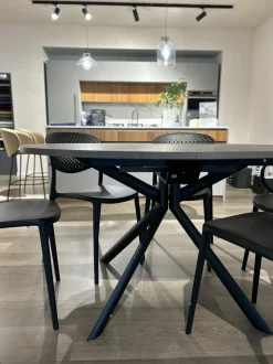 Tavolo ovale allungabile Giove di Connubia a prezzo riservato