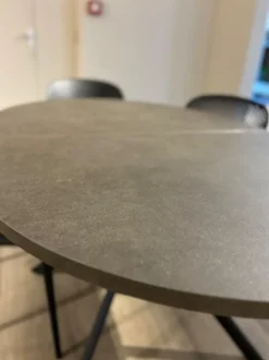 Tavolo ovale allungabile Giove di Connubia a prezzo riservato