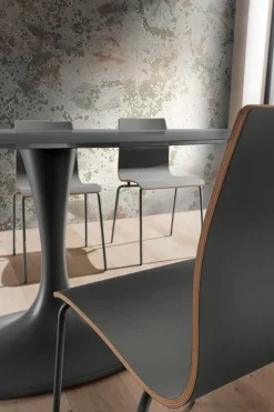 Tavolo ovale in ceramica Ruud La primavera in Offerta Outlet