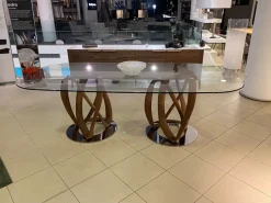 Tavolo ovale in vetro Infinity di Porada in Offerta Outlet