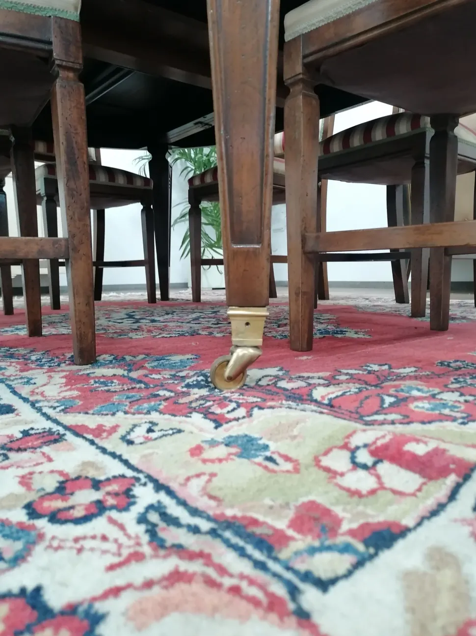 Tavolo ovale Stazzema Faber mobili scontato del 50%