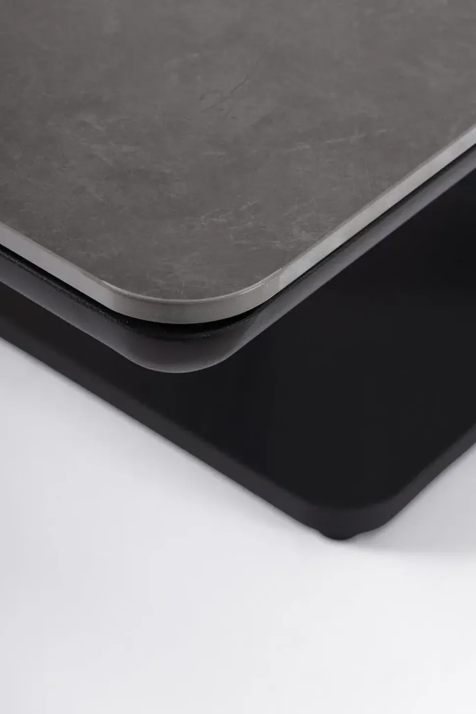 Tavolo per l'esterno Robert Bizzotto a prezzo ribassato