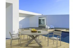 Tavolo per l'esterno Tavolo skipper tortora con 6 poltroncine shark tortora Bizzotto a prezzo scontato