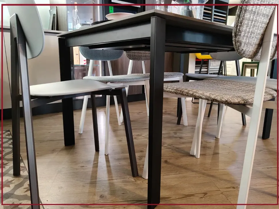 Tavolo quadrato allungabile in altri materiali SCONTATO