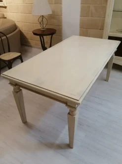 Tavolo rettangolare a quattro gambe Bruscoli Artigiani veneti scontato