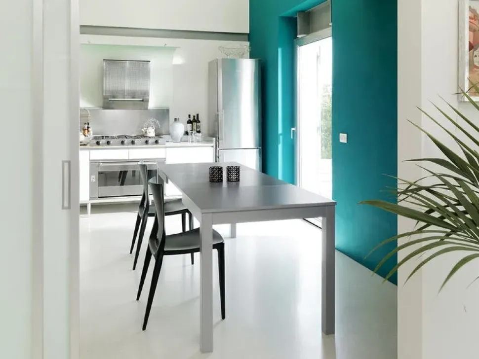 Tavolo rettangolare a quattro gambe Tavolo traffic Stones scontato