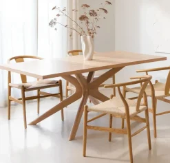 Tavolo rettangolare Arnaiz A&c scontato del 30%