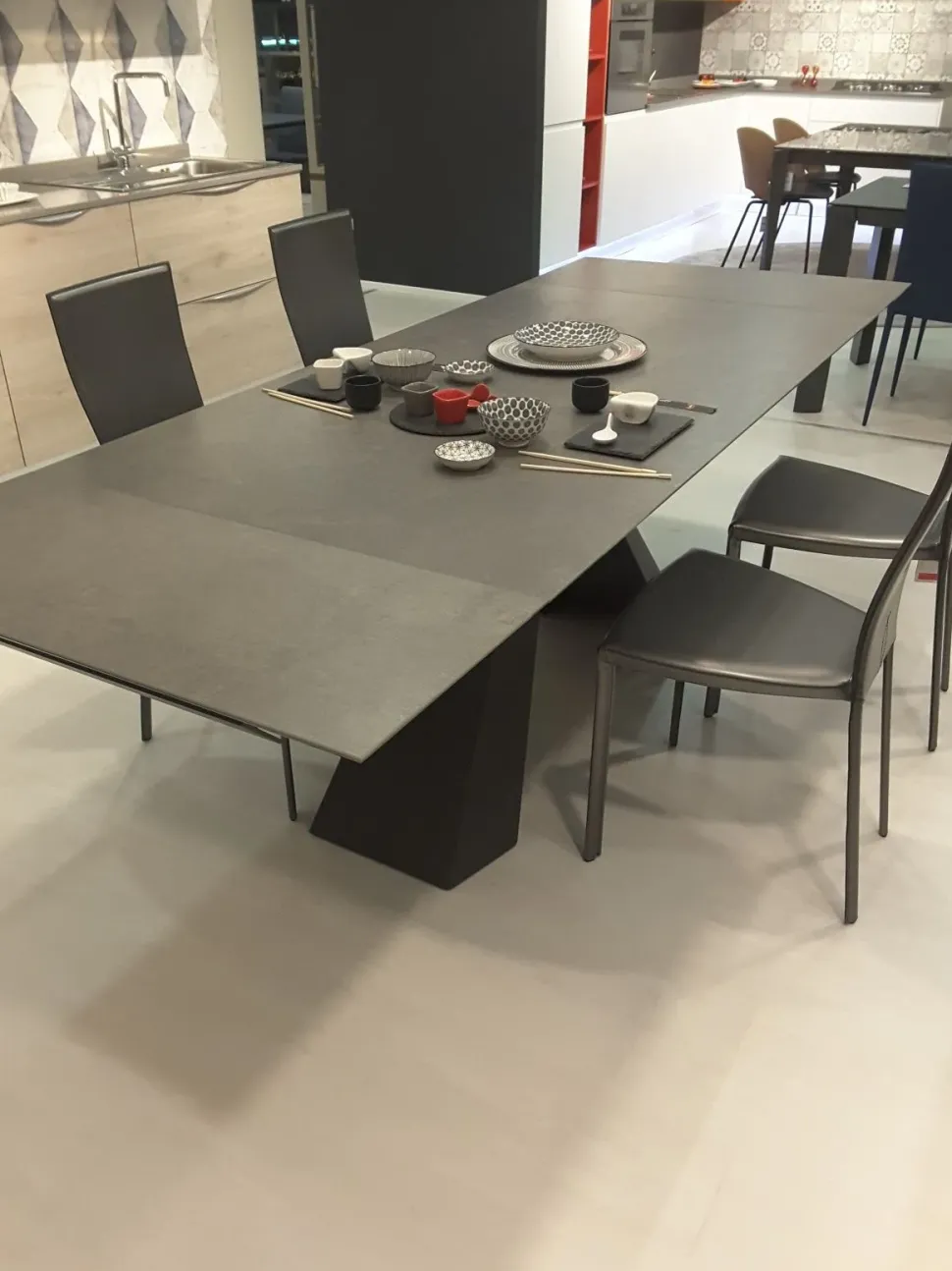 Tavolo rettangolare Eliot drive di Cattelan italia a prezzo riservato