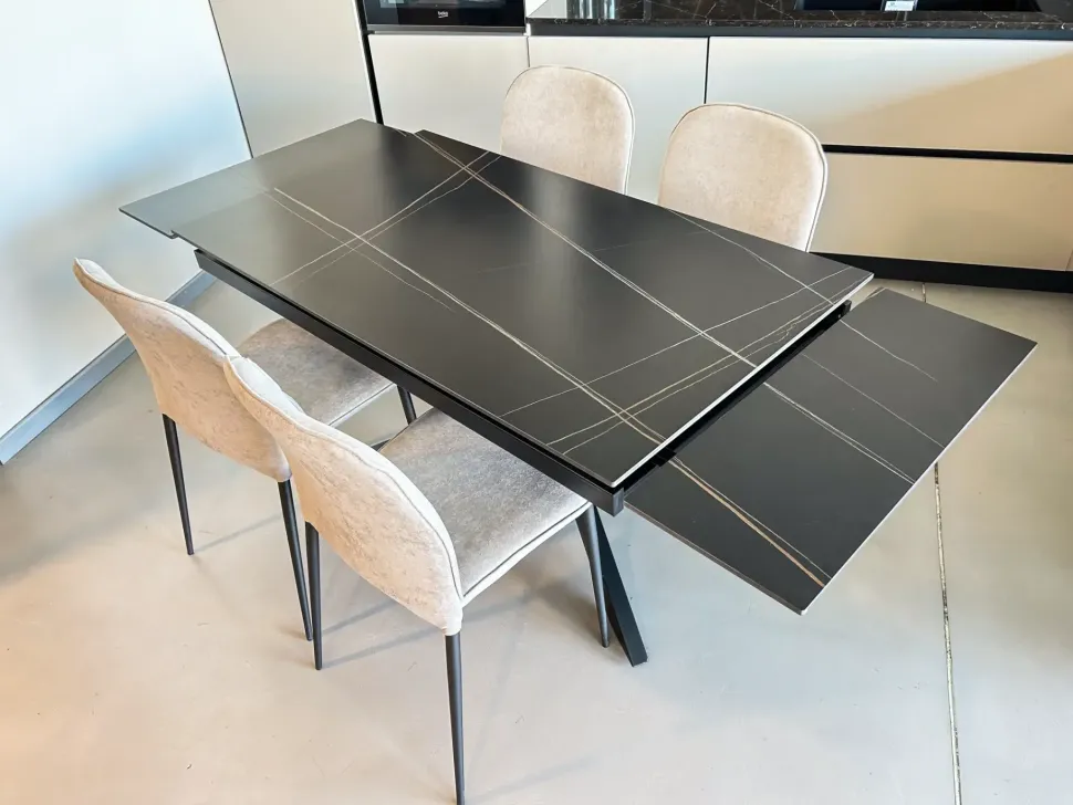 Tavolo rettangolare in ceramica Tavolo allungabile di Stones in Offerta Outlet