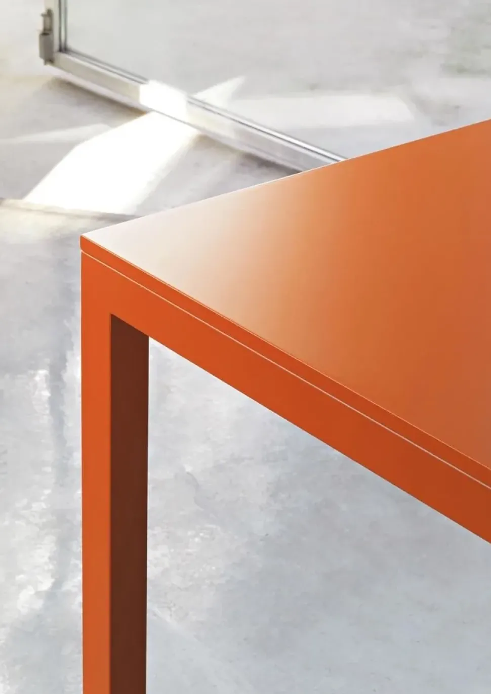 Tavolo rettangolare in laccato Sosia Lema in Offerta Outlet