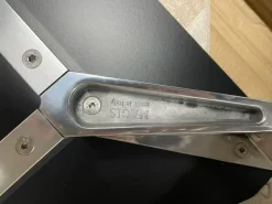 Tavolo rettangolare in legno e resina Tavolo table_one gambe lucide 100x159 magis di Magis in Offerta Outlet