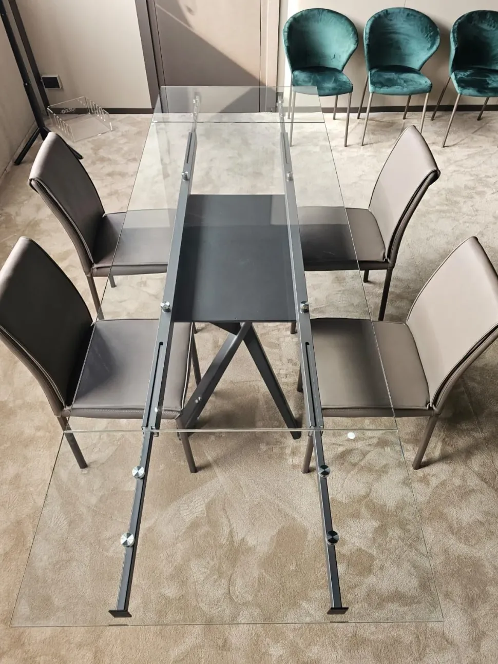 Tavolo rettangolare in vetro Romeo di Easyline in Offerta Outlet