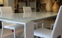 Tavolo rettangolare in vetro Tavolo layer allungabile nero piano in cristallo nero bonaldo di Bonaldo in Offerta Outlet