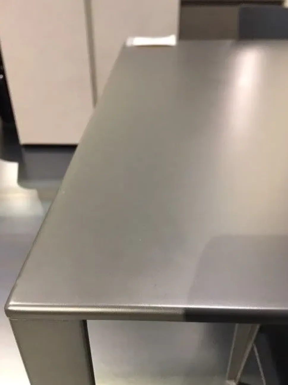 Tavolo rettangolare Less less Molteni & c scontato del 34%