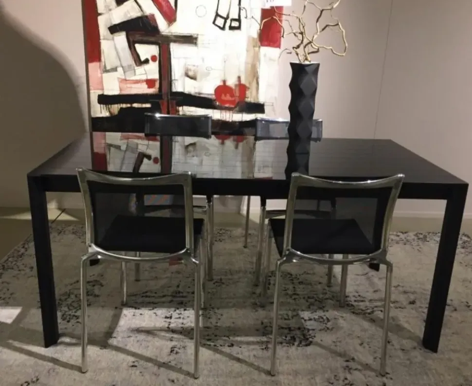 Tavolo rettangolare Tavolo cross strttura nera piano cristallo extrachiaro bonaldobonaldo Bonaldo scontato del 55%