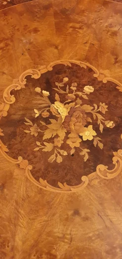 Tavolo rotondo in legno Olandese rotondo di Artigianale in Offerta Outlet