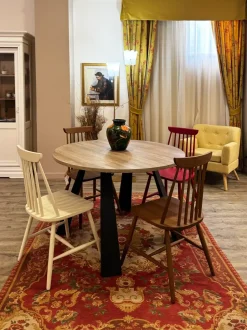 Tavolo rotondo Saturnino La seggiola scontato del 40%