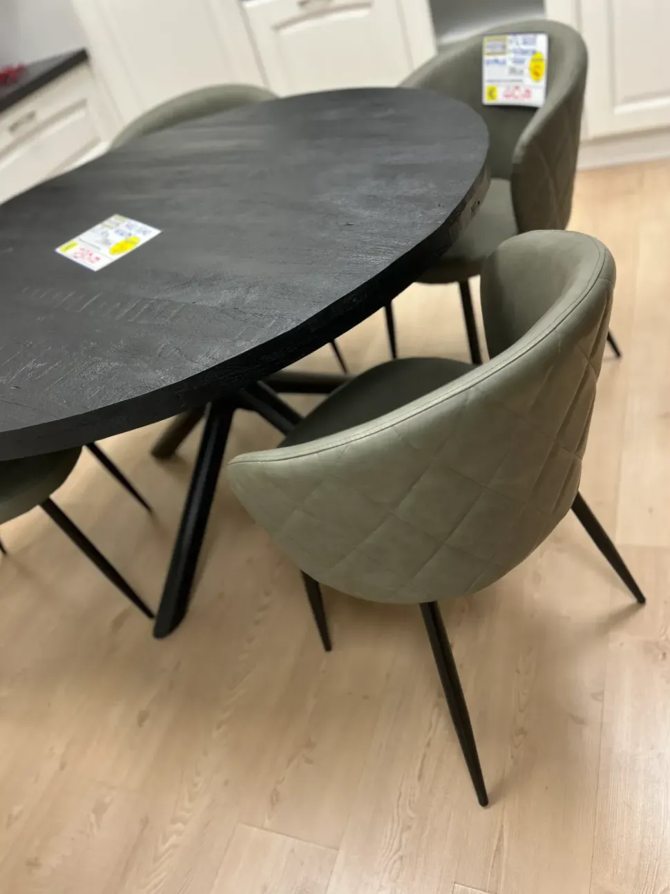 Tavolo rotondo Tavolo to hastings d 130 Bizzotto scontato del 50%