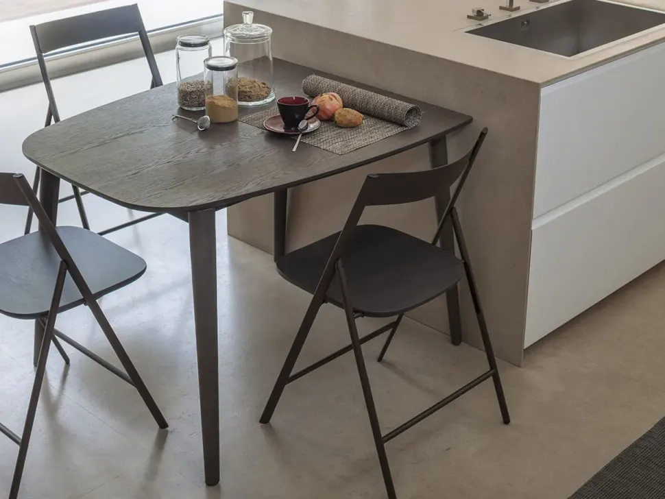 Tavolo sagomato in legno Ribot Altacom in Offerta Outlet