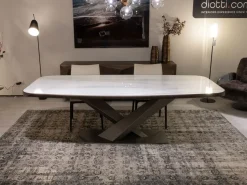 Tavolo Stratos outlet di Cattelan italia scontato del 33%