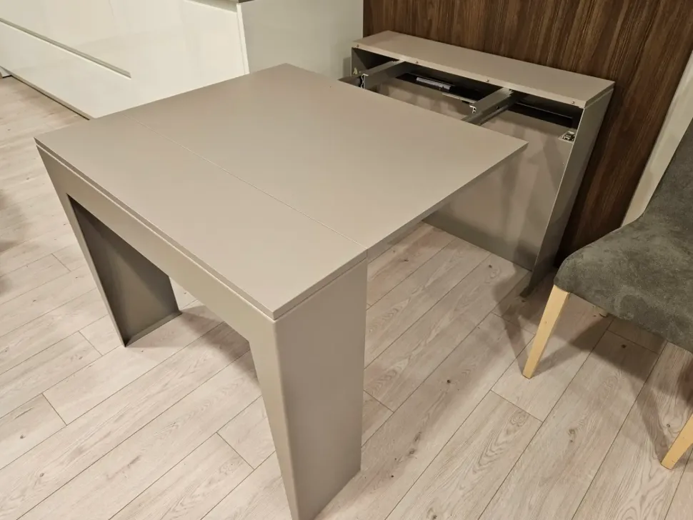 Tavolo Tavolo consolle allungabile pezzani di Pezzani scontato del 20%