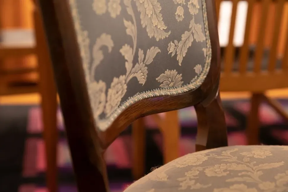 Tavolo Tavolo fratino legno antico massello noce + n. 4 sedie Artigianale a prezzo ribassato