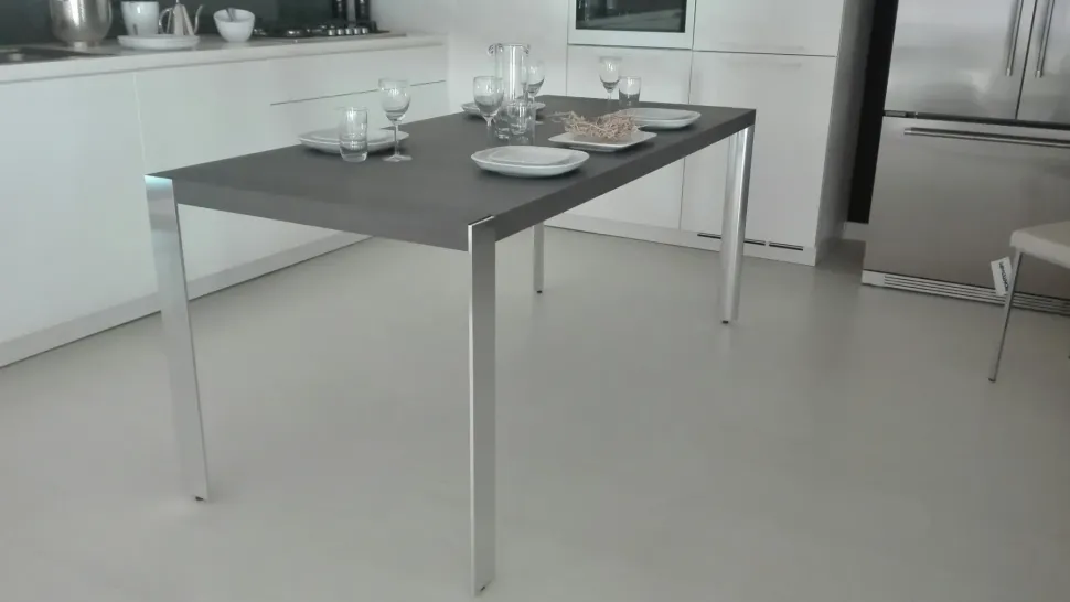 Tavolo Trim Dada in OFFERTA OUTLET