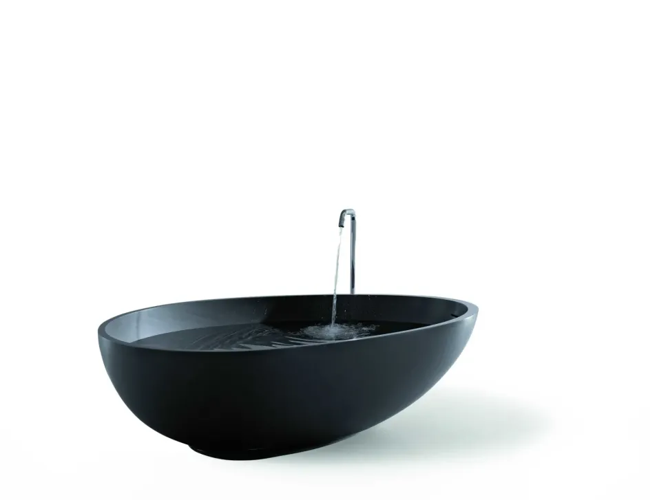 Vasca da bagno a prezzo scontato Vov next black a marchio Mastella