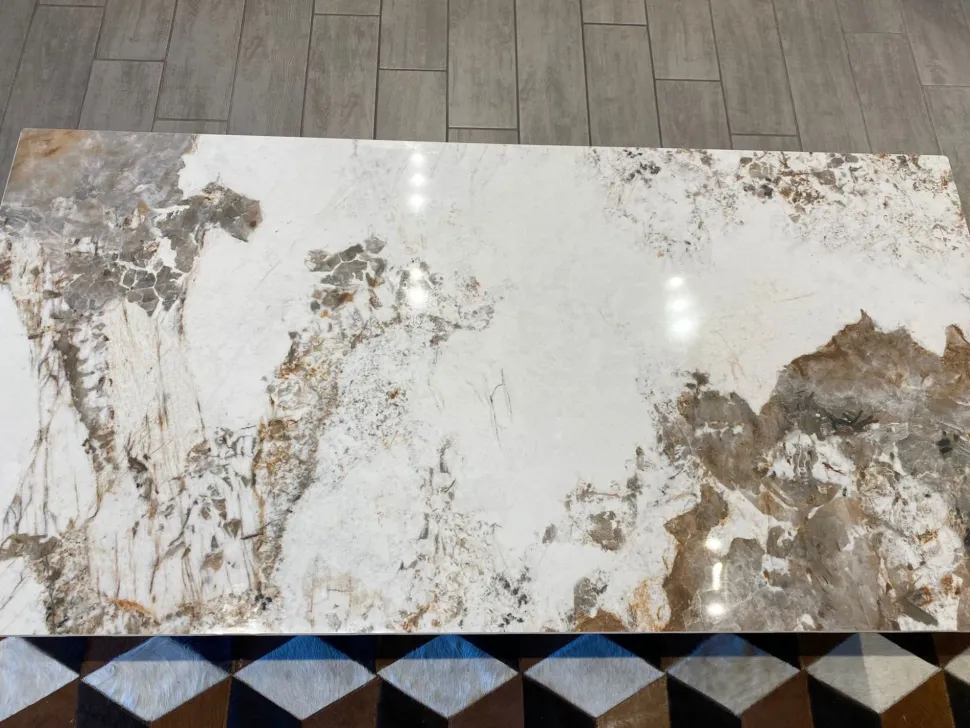 Vendi la nuova macchina D9011r di Collezione esclusiva a prezzo scontato!