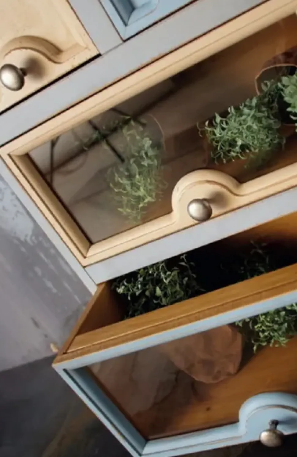 Vetrinetta Dispensa Fratelli mirandola in stile classico a prezzi convenienti