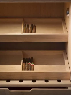 Vetrinetta modello Gentleman in stile design di Flou a PREZZI OUTLET approfittane ora!